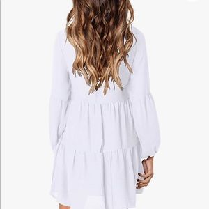 Never worn white adorable dress!